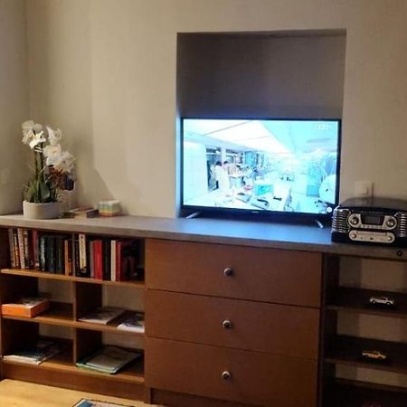 Highly Recommended Apartment Steps From The Lake Аннесі Екстер'єр фото